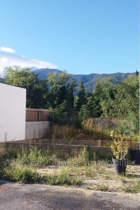 Terrain constructible - 205 m²