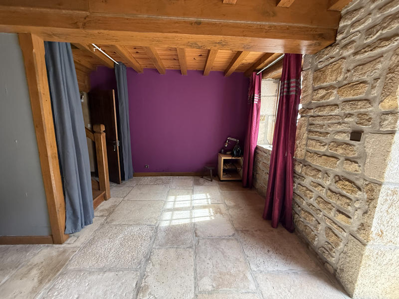 Maison - 275 m² - 10 pièces