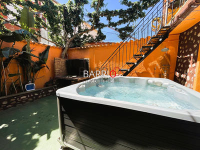 Maison - 208 m² - 7 pièces