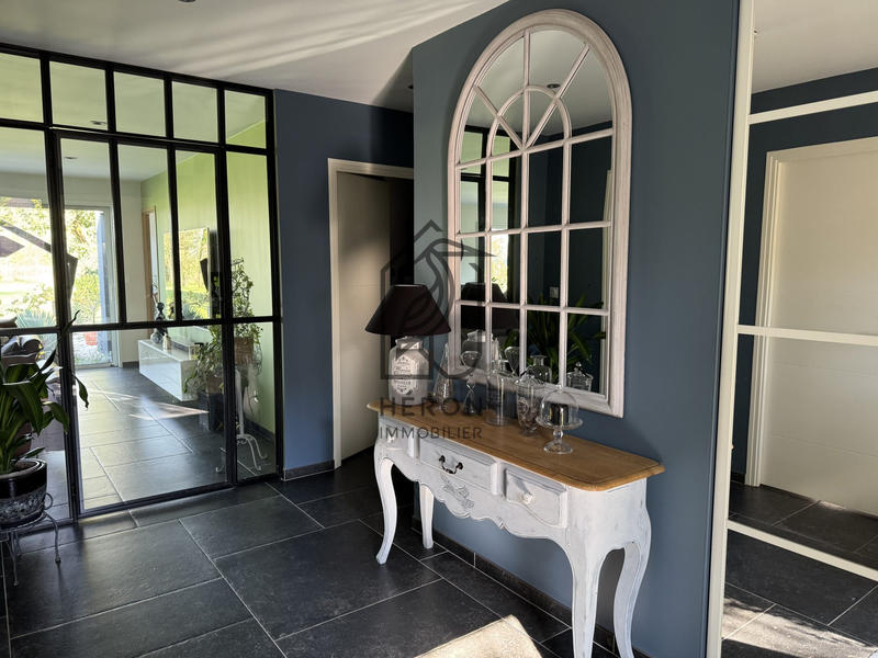 Maison - 177 m² - 5 pièces