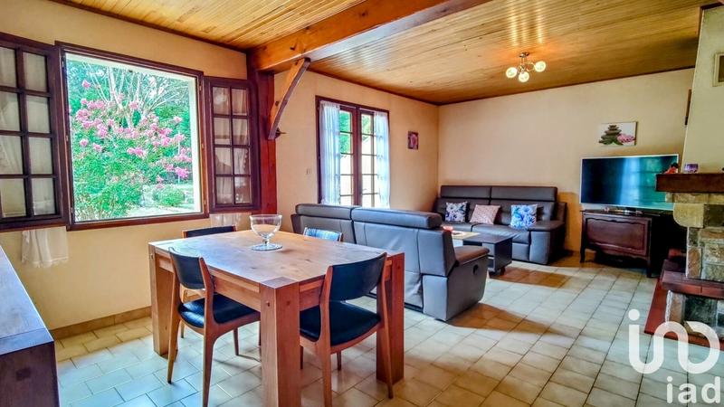 Maison - 95 m² - 4 pièces