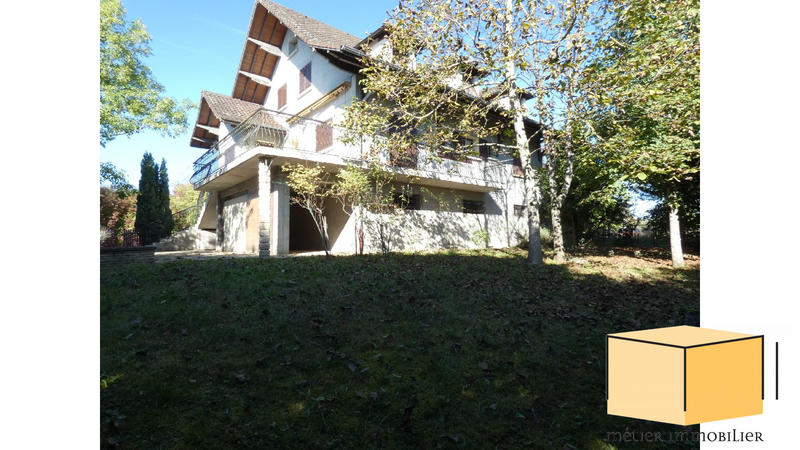 Maison - 203 m² - 5 pièces