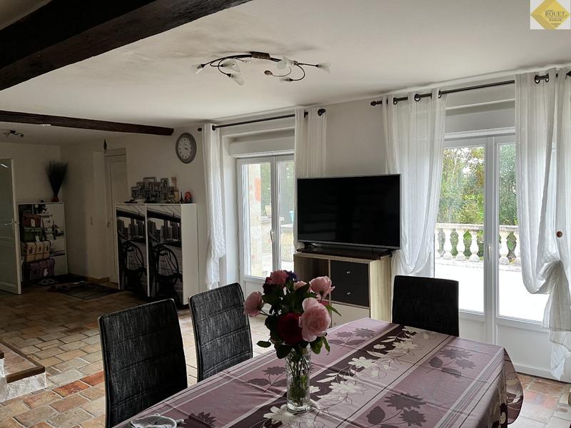 Maison - 213 m² - 6 pièces