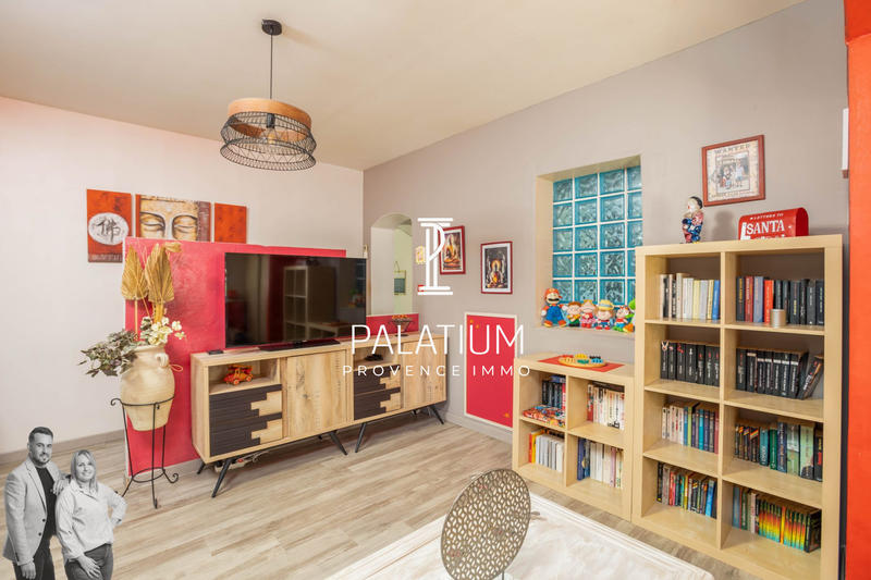 Maison - 207 m² - 9 pièces