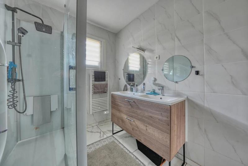 Maison - 117 m² - 5 pièces