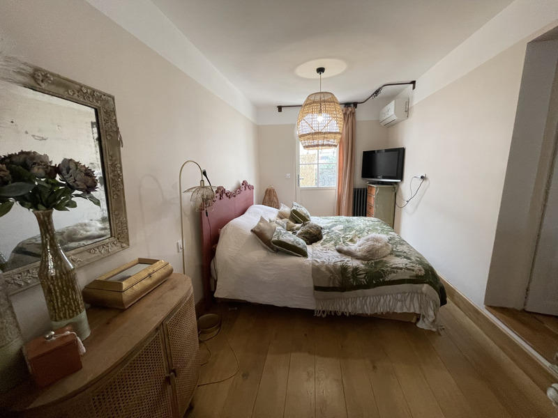 Maison bourgeoise - 250 m² - 8 pièces