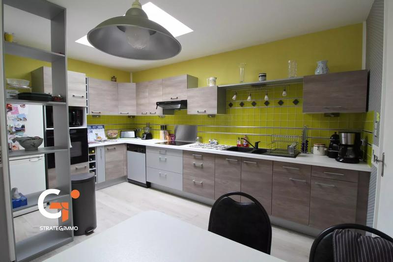 Maison - 110 m² - 4 pièces