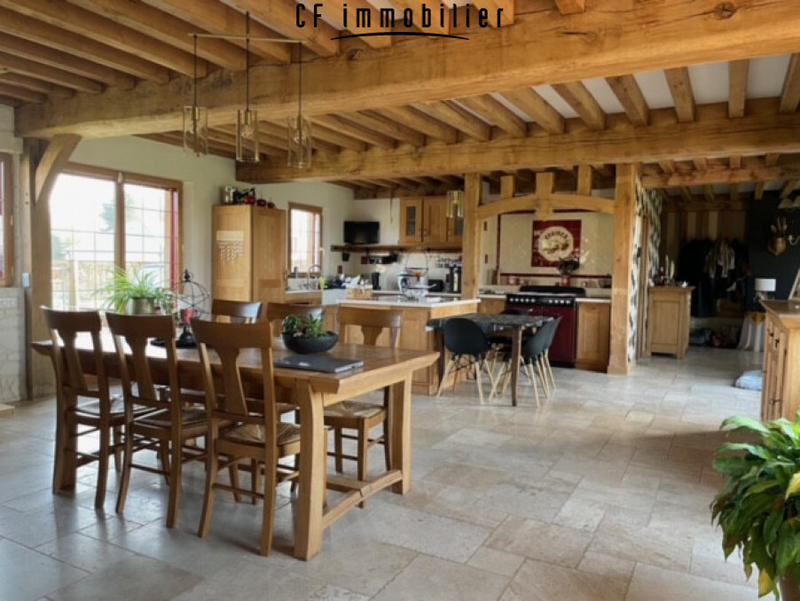Maison - 215 m² - 6 pièces