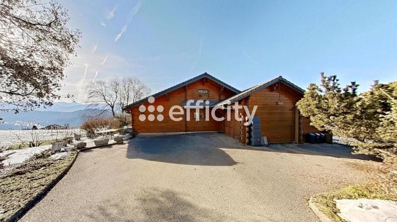 Maison - 198 m² - 5 pièces