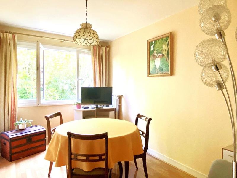 Appartement - 79 m² - 4 pièces
