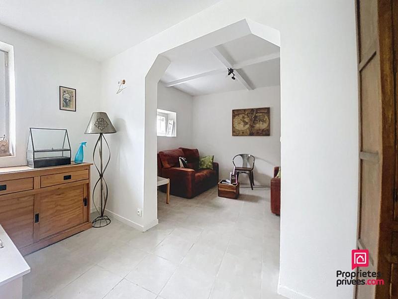 Maison - 343 m² - 11 pièces