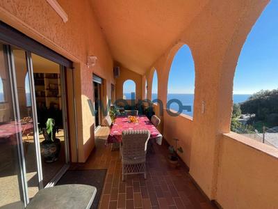 Appartement - 250 m² - 6 pièces