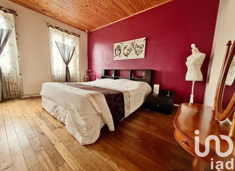 Maison de campagne - 303 m² - 9 pièces