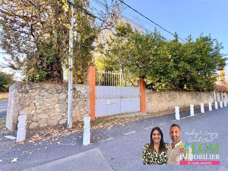 Terrain constructible - 1 941 m²