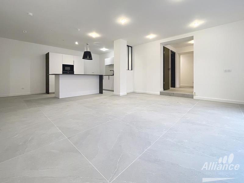 Appartement - 83 m² - 5 pièces