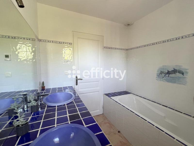 Maison - 169 m² - 6 pièces