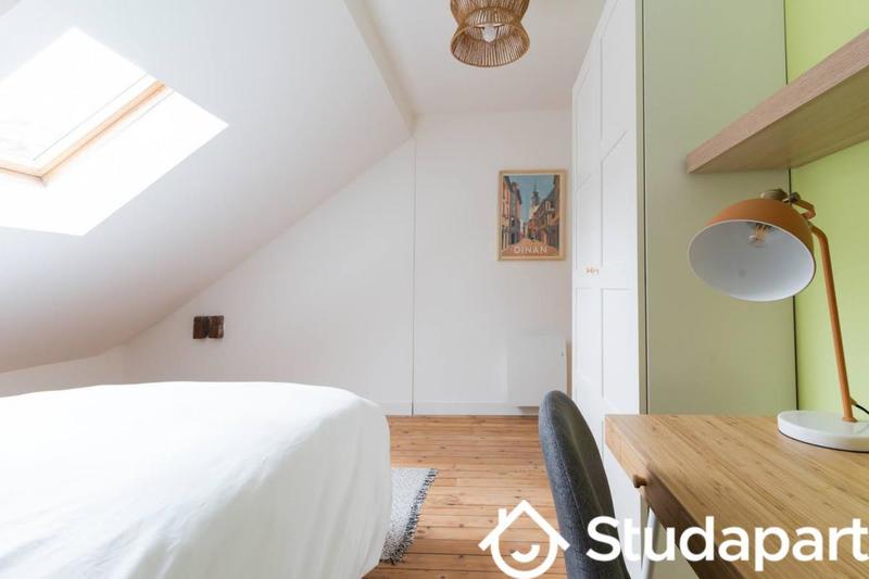 Chambre - 24 m² - 1 pièce