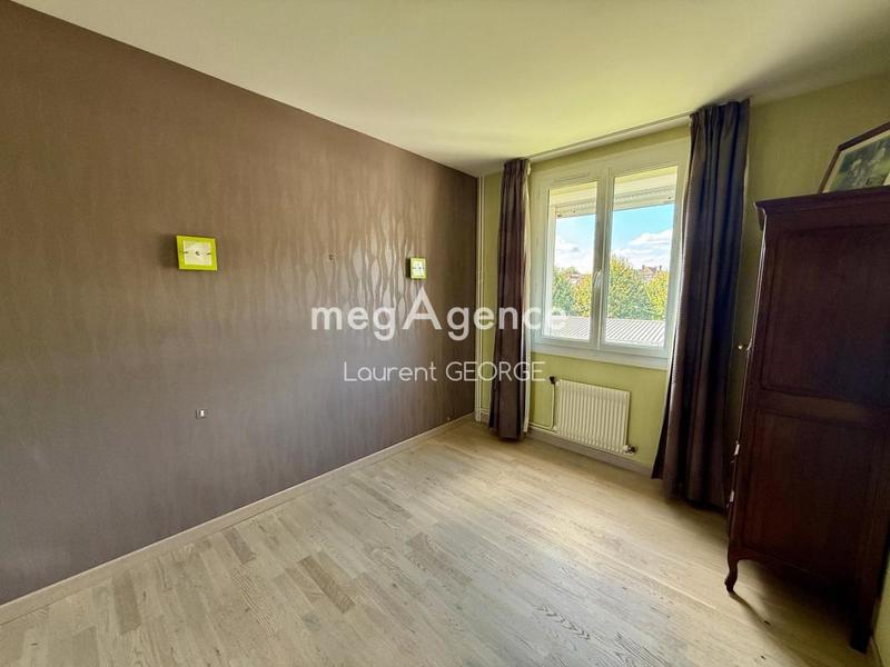 Appartement - 77 m² - 4 pièces