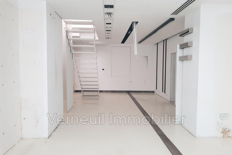 Local commercial - 123 m²