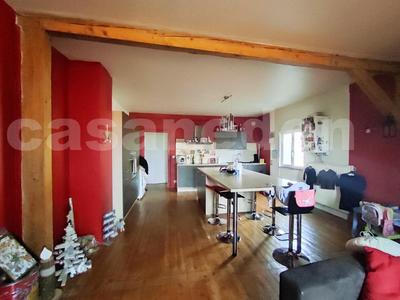 Appartement - 125 m² - 4 pièces