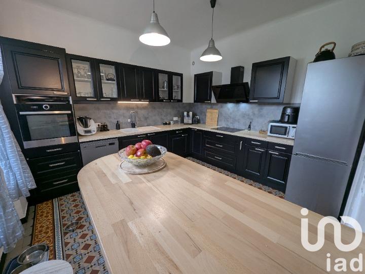 Maison - 190 m² - 7 pièces