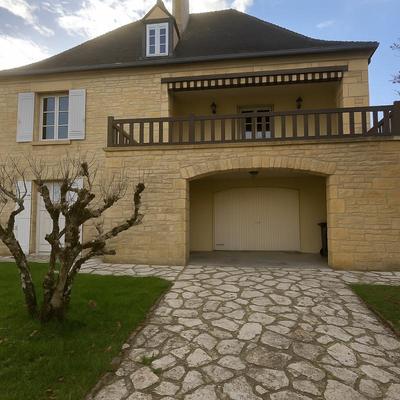 Maison - 136 m² - 5 pièces