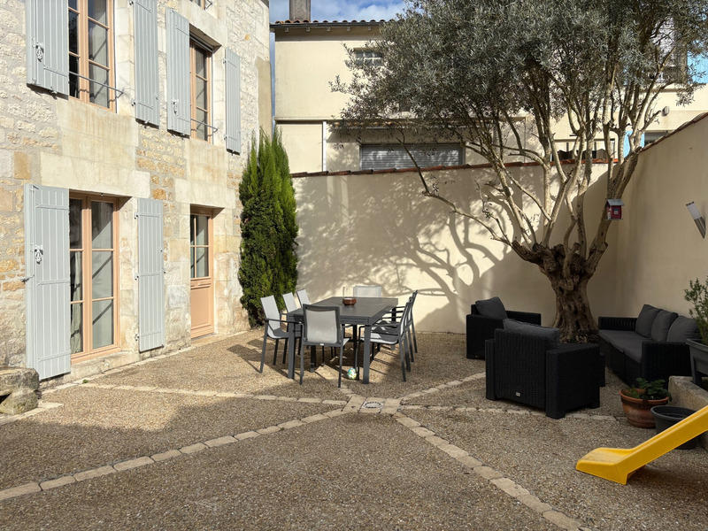 Maison de village - 120 m² - 6 pièces