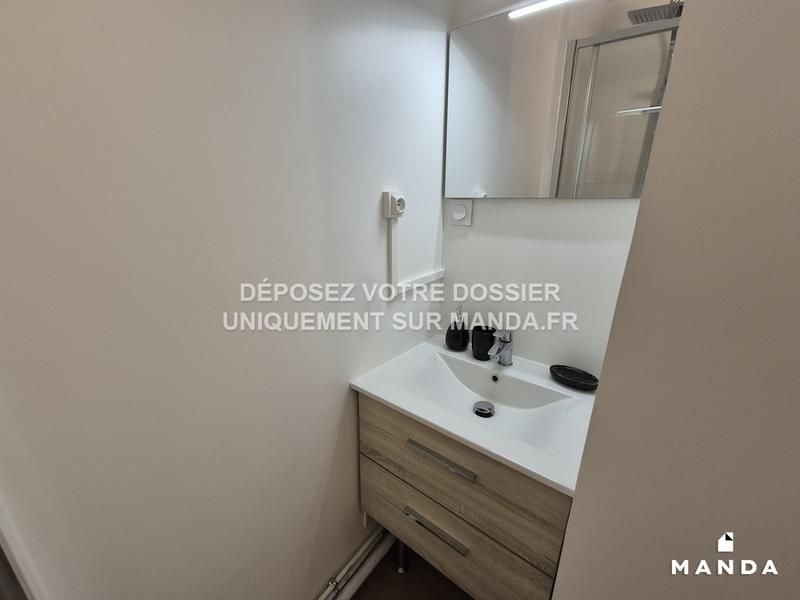 Chambre - 10 m² - 4 pièces