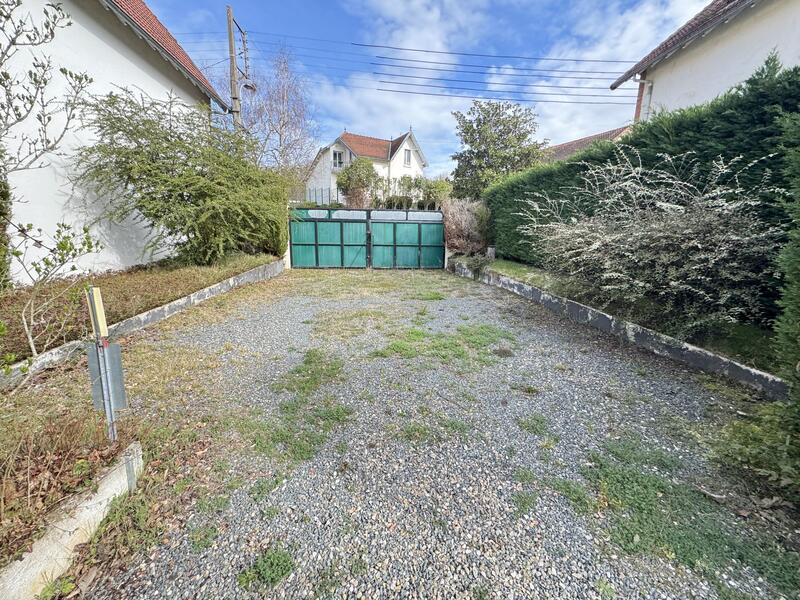 Maison - 151 m² - 7 pièces