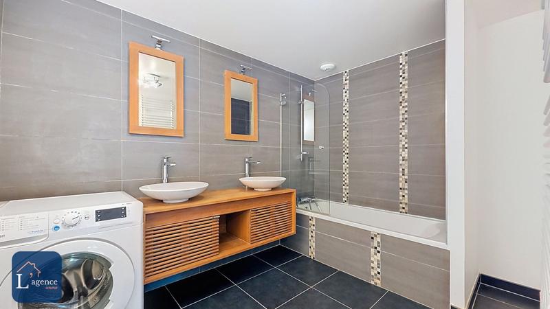 Appartement - 113 m² - 4 pièces