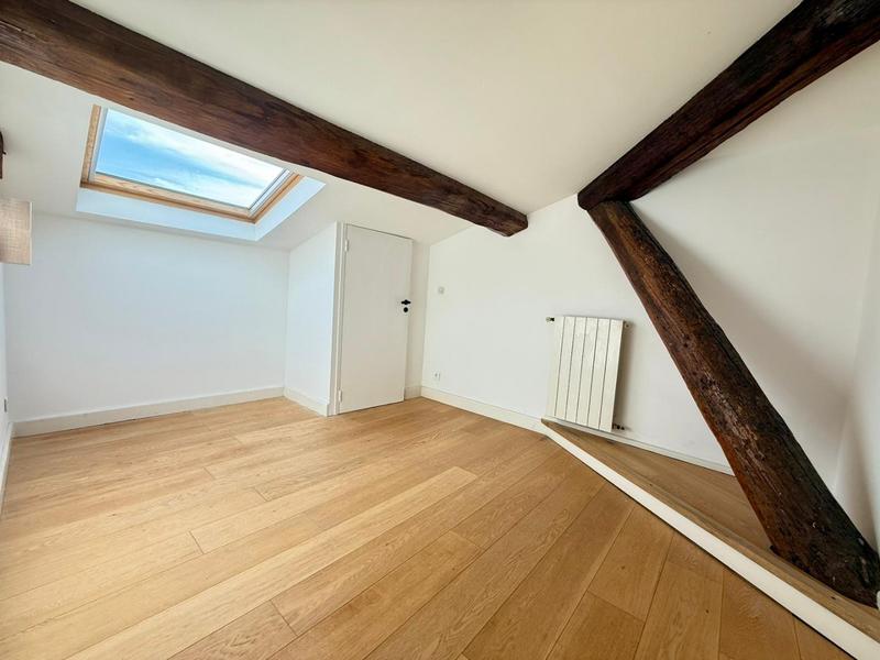 Appartement - 81 m² - 3 pièces