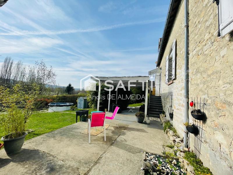 Maison - 137 m² - 5 pièces