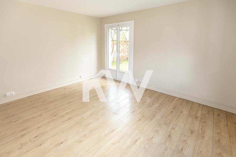 Maison - 287 m² - 8 pièces