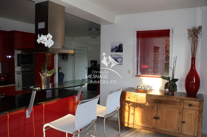 Maison - 150 m² - 8 pièces