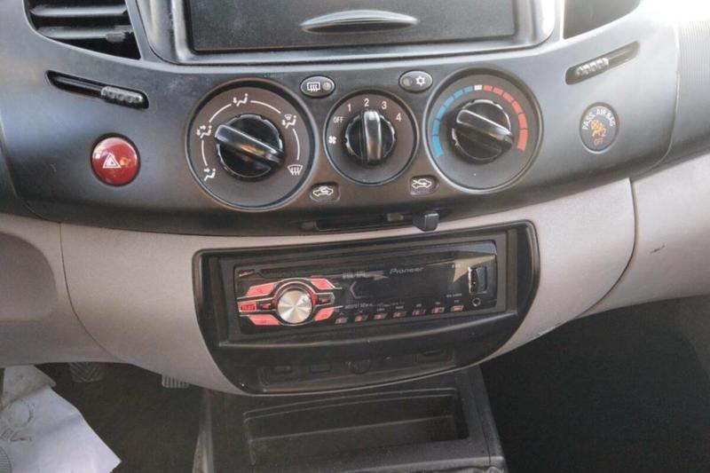 Mitsubishi L200 2.5 136 4x4 Simple Cabine