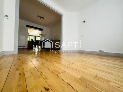 Maison - 102 m² - 6 pièces