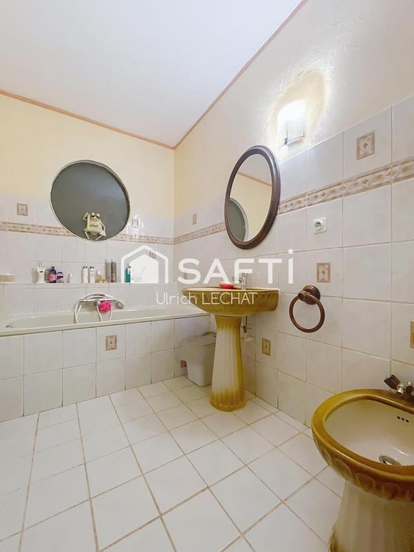 Maison - 183 m² - 7 pièces