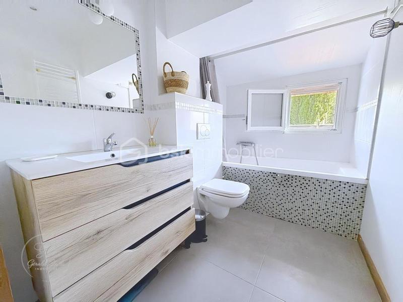 Maison - 56 m² - 4 pièces