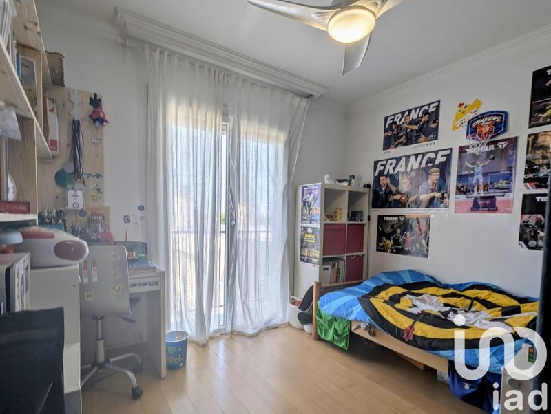 Appartement - 90 m² - 5 pièces