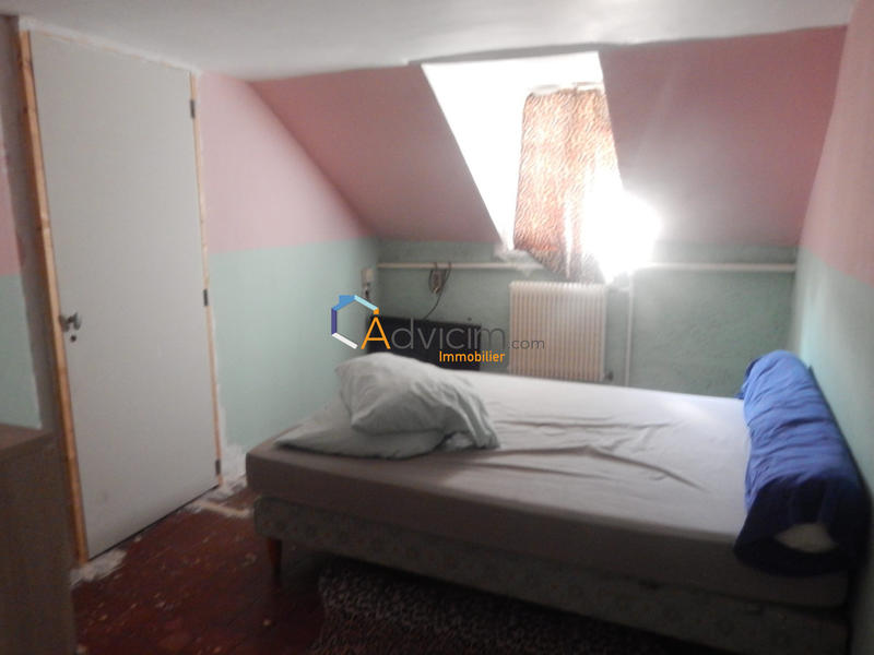 Maison - 205 m² - 10 pièces