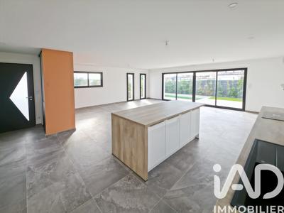 Maison - 112 m² - 5 pièces