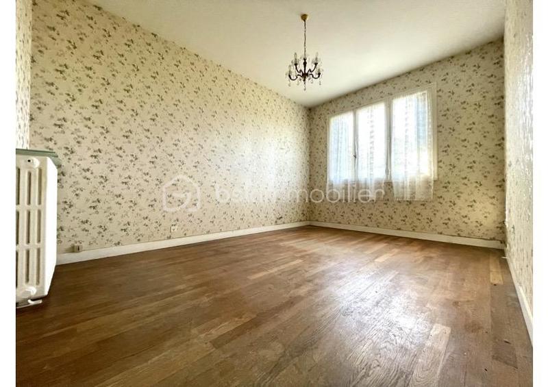 Maison traditionnelle - 120 m² - 5 pièces