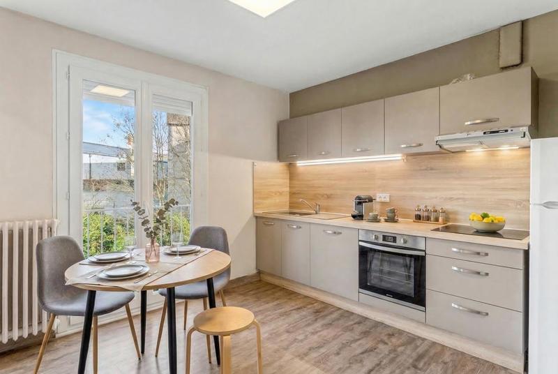 Appartement - 94 m² - 4 pièces