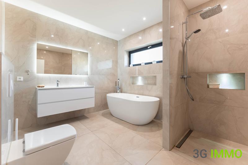 Maison - 190 m² - 6 pièces