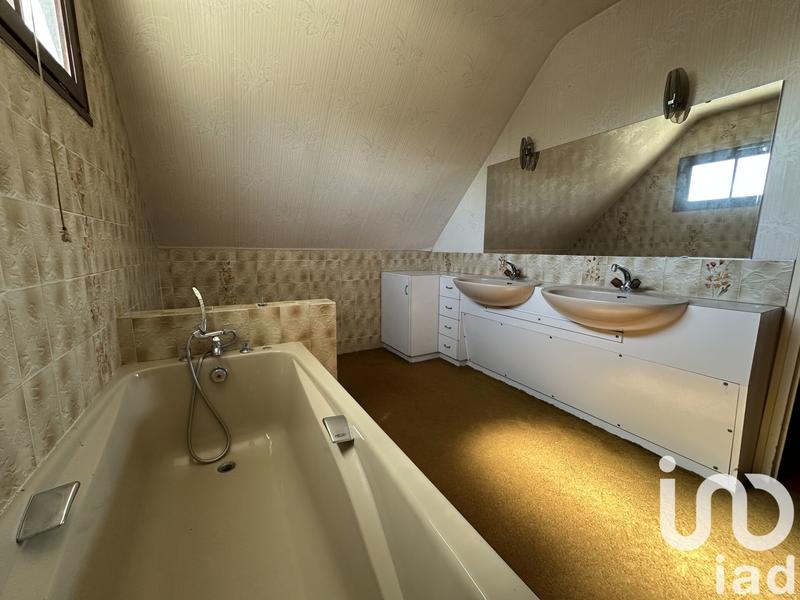 Maison - 190 m² - 6 pièces