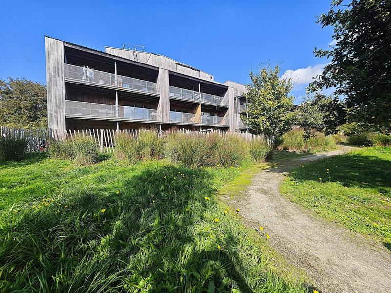 Appartement - 84 m² - 4 pièces