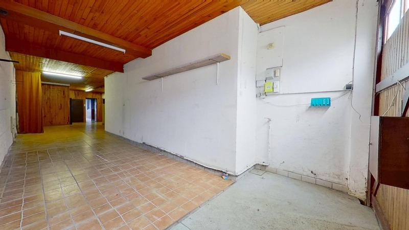 Maison - 225 m² - 8 pièces