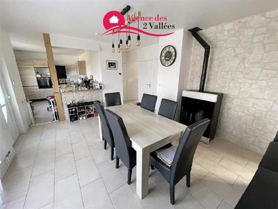 Maison - 130 m² - 6 pièces