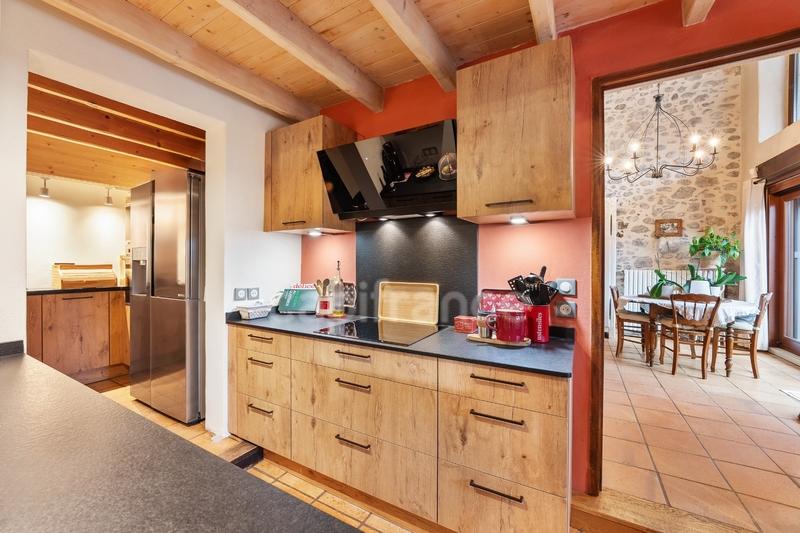 Corps de ferme - 243 m² - 5 pièces