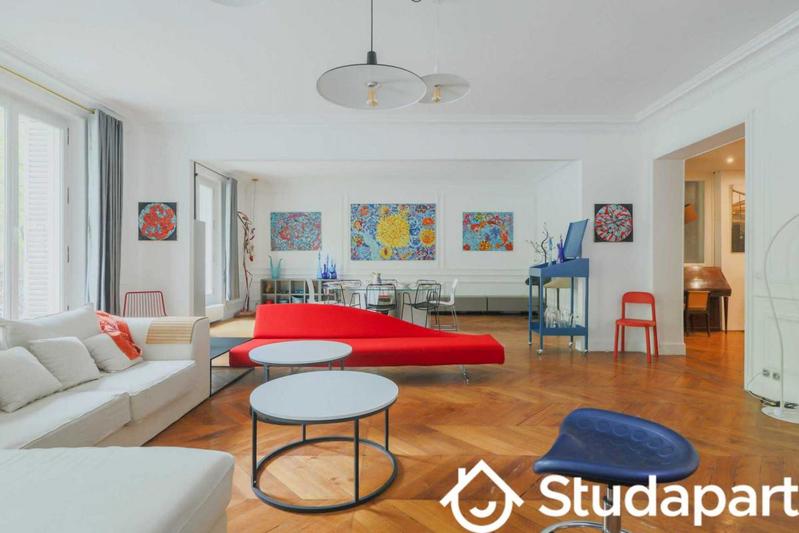 Appartement - 250 m² - 5 pièces